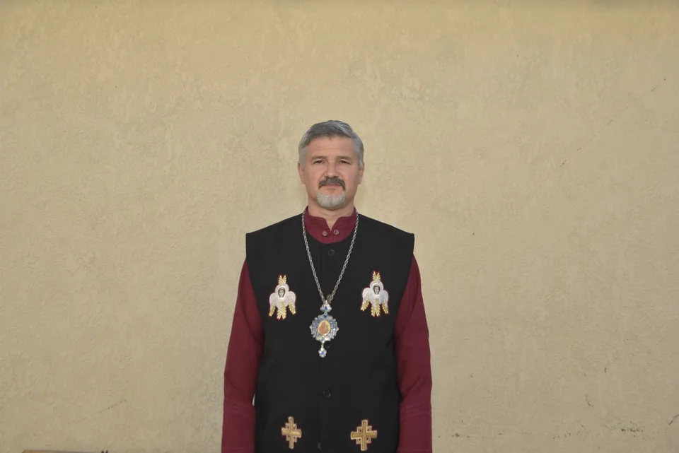 Єпископ Віталій Ананченко на портретному фото